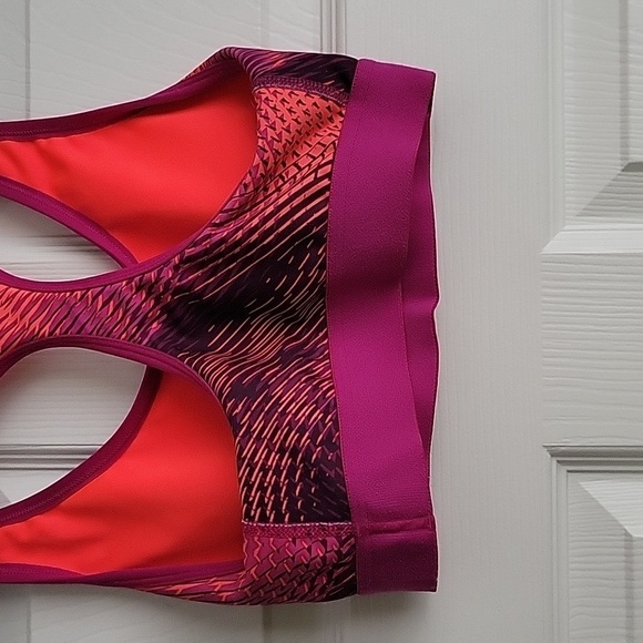 Champion Women's Sports Bra - Picture 5 of 9